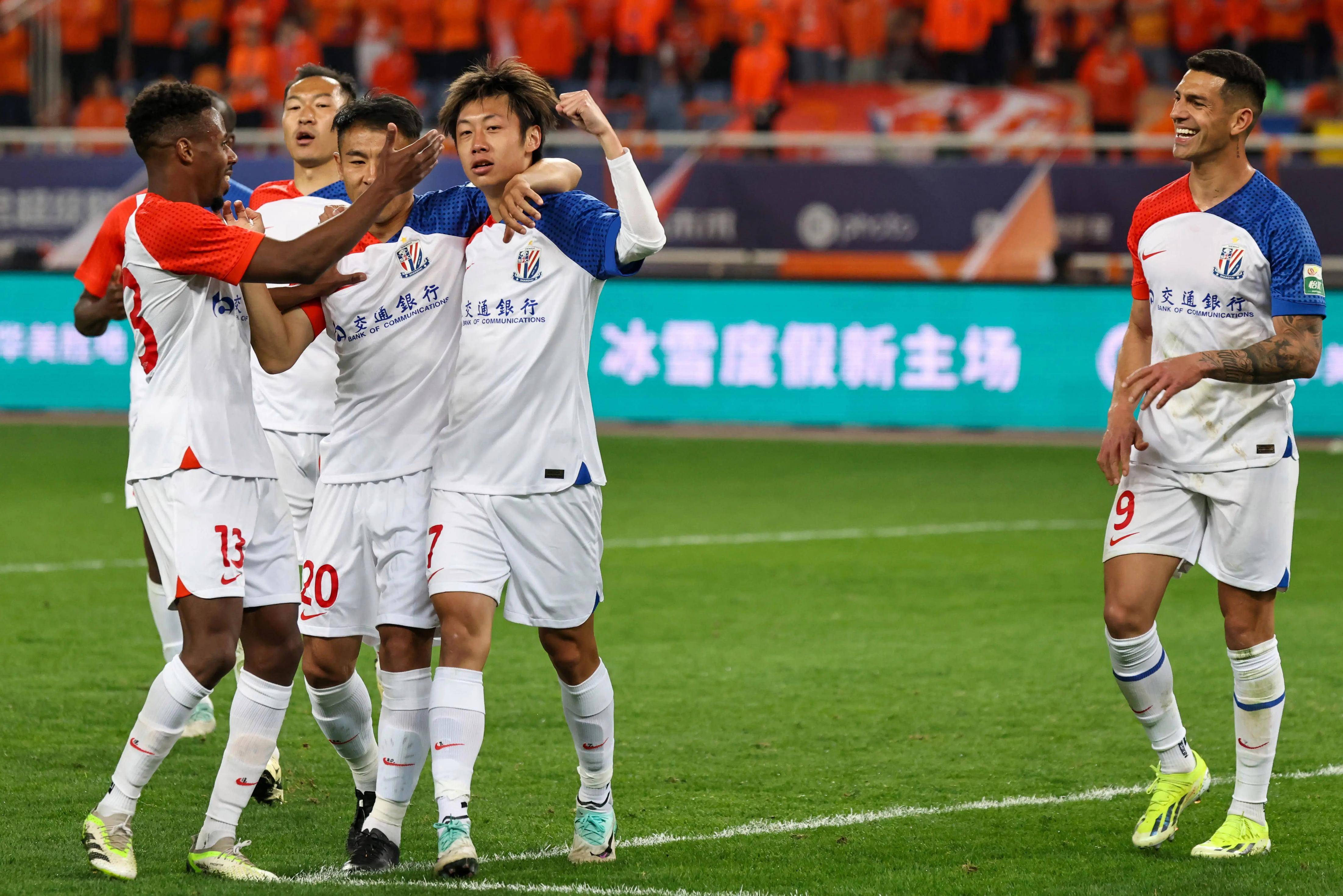 上海申花多国脚齐聚主场挑战