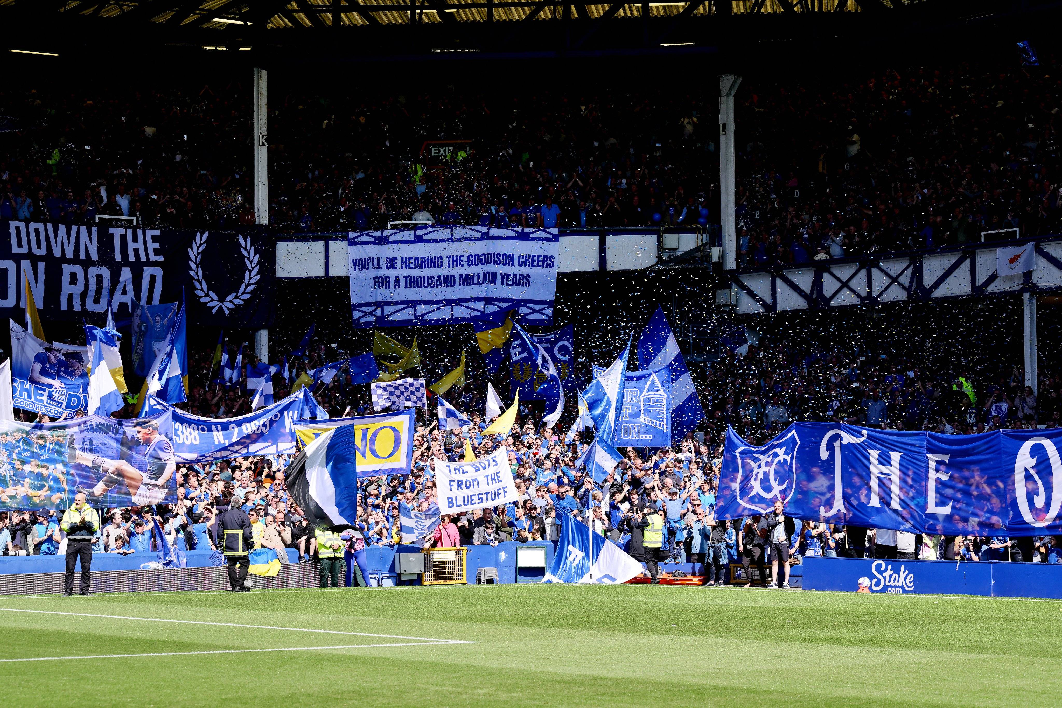 南安普顿主场大胜，弗拉彻高接低挡，结束两连败